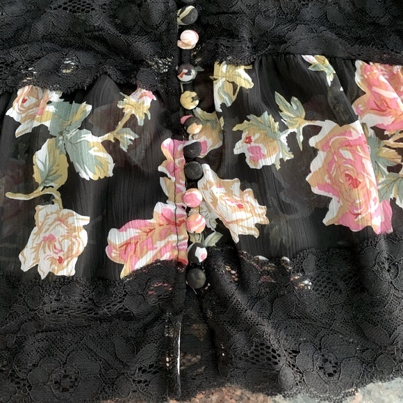 Seductions XS deep V floral lace top - Picture 7 of 11